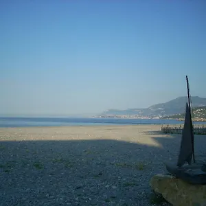  Appartamento Al Mare Di Italia